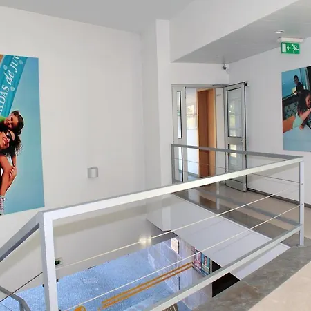 Hi - De Juventude Hostel