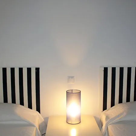 Hi - De Juventude Hostel *