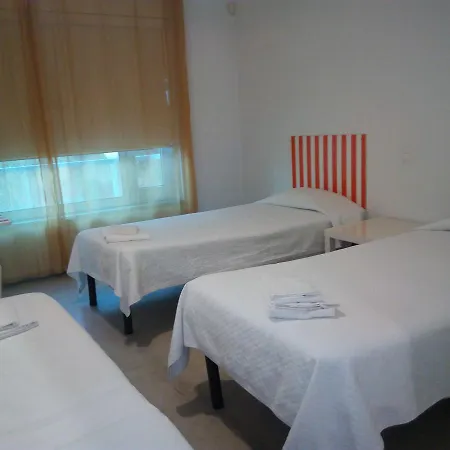 Hi - De Juventude Hostel *