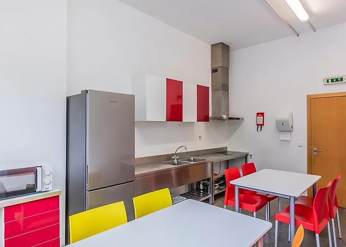 Hi - De Juventude Hostel Espinho (Aveiro)